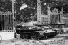 Người lái xe Tăng 390 đâm đổ cổng Dinh Độc lập (11 giờ ngày 30-4-1975)